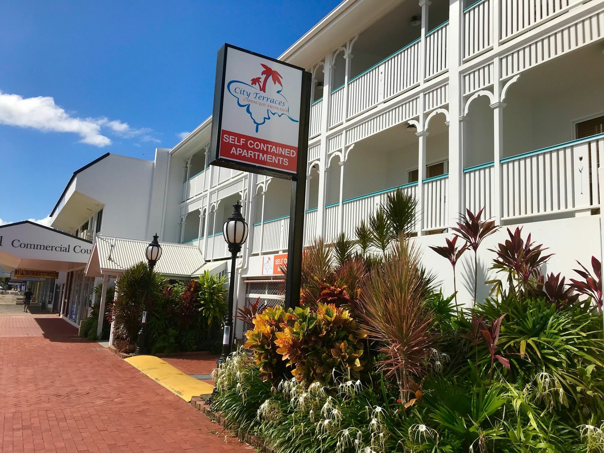 City Terraces Cairns Aparthotel Exterior photo